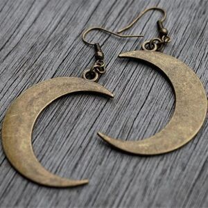 🌙 Brushed Brass Crescent Moon Dangle Earrings 🌙